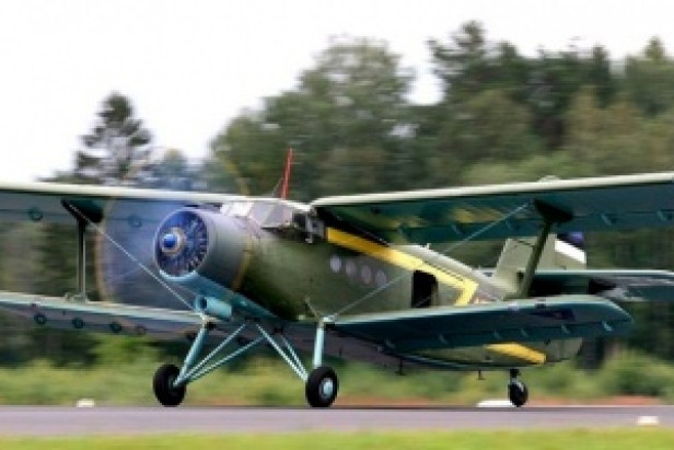 31 августа 1947 года состоялся первый полет опытного экземпляра биплан Ан-2